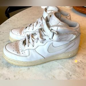 COPY - Size 10.5 - Nike Air Force 1 High White  2008